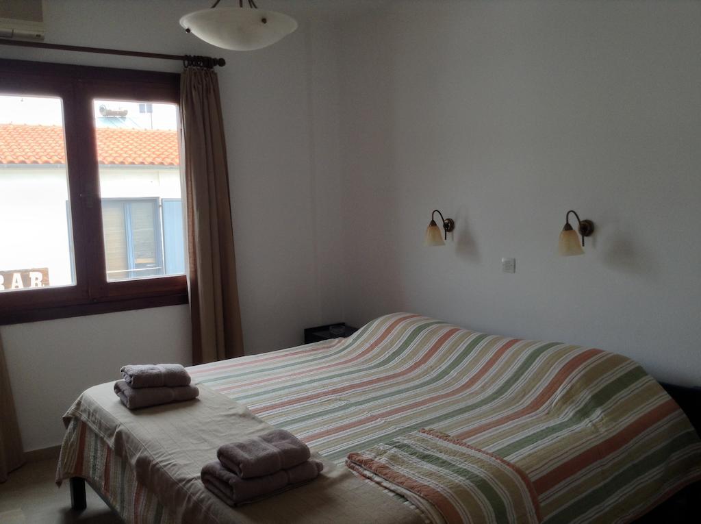 העיירה סקיאתוס Mouria Hotel מראה חיצוני תמונה